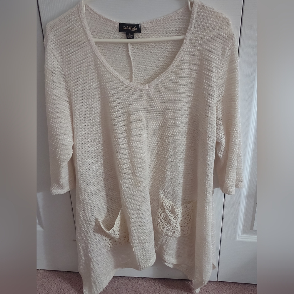 Elegant Cream Women's Blouse